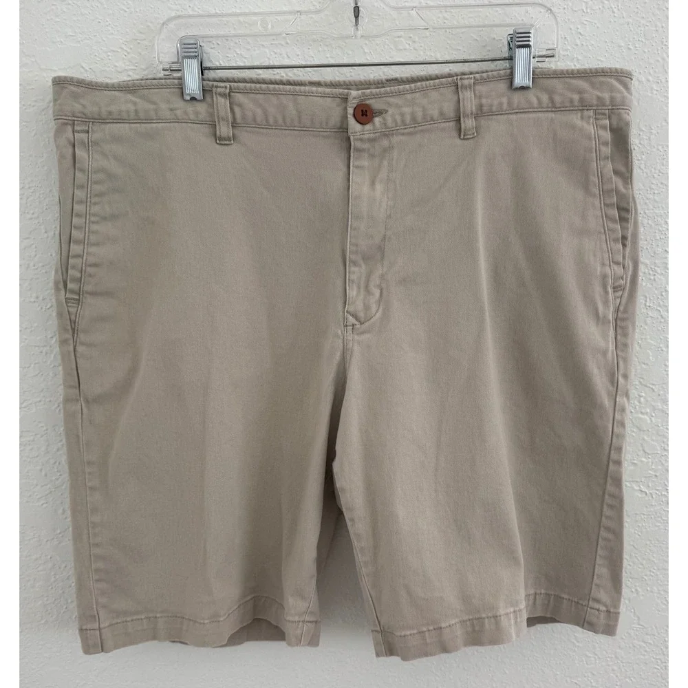 Tommy Bahama Boracay Chino Shorts Men's Size 40 Khaki Golf Casual Travel Beach